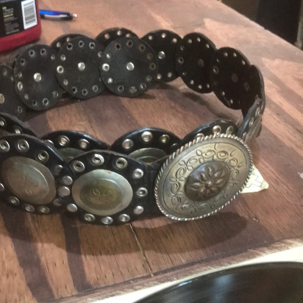 Four winds Concho unisex belt